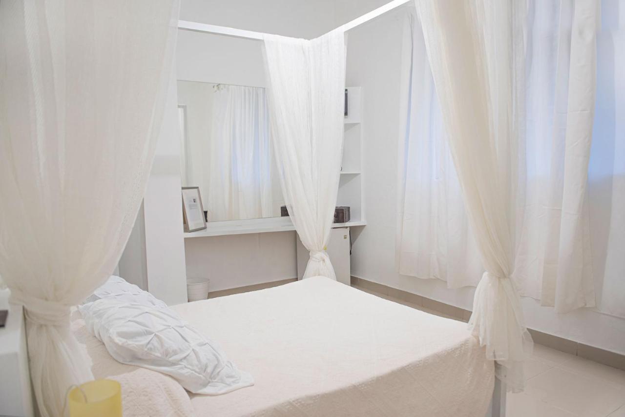 Hostal Mama Mambo - Zona Colonial 산토도밍고 외부 사진